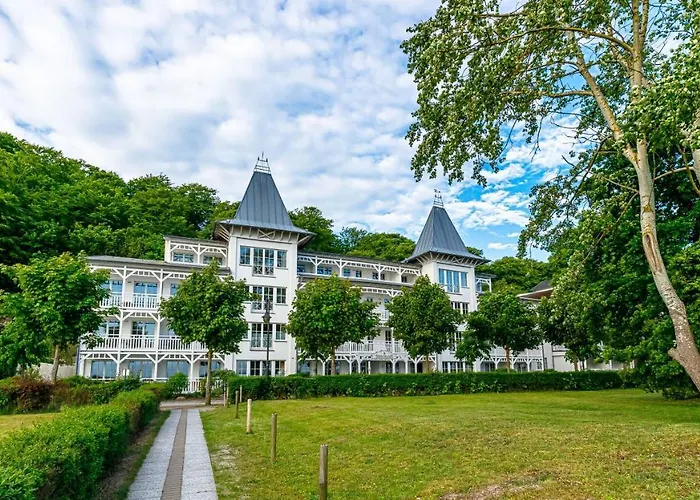 Seeschloss, App 02, Direkt An Der Strandpromenade, Toplage