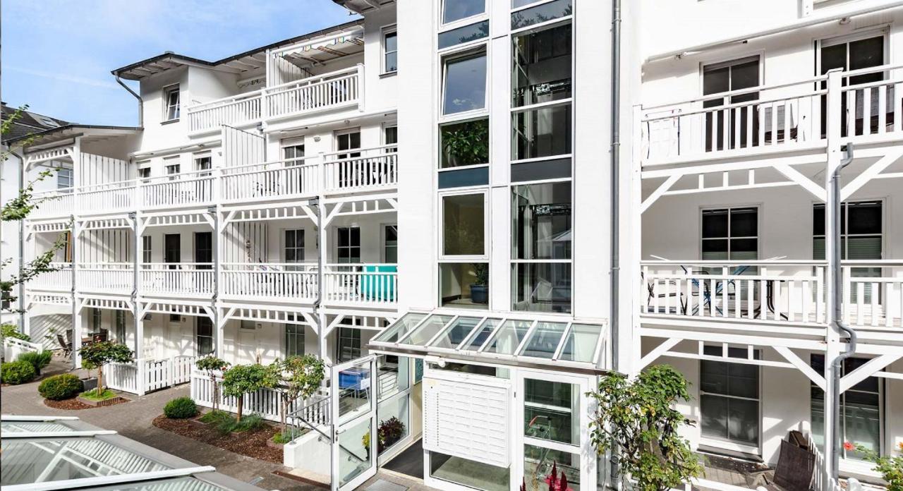 Seeschloss, App 02, Direkt An Der Strandpromenade, Toplage *